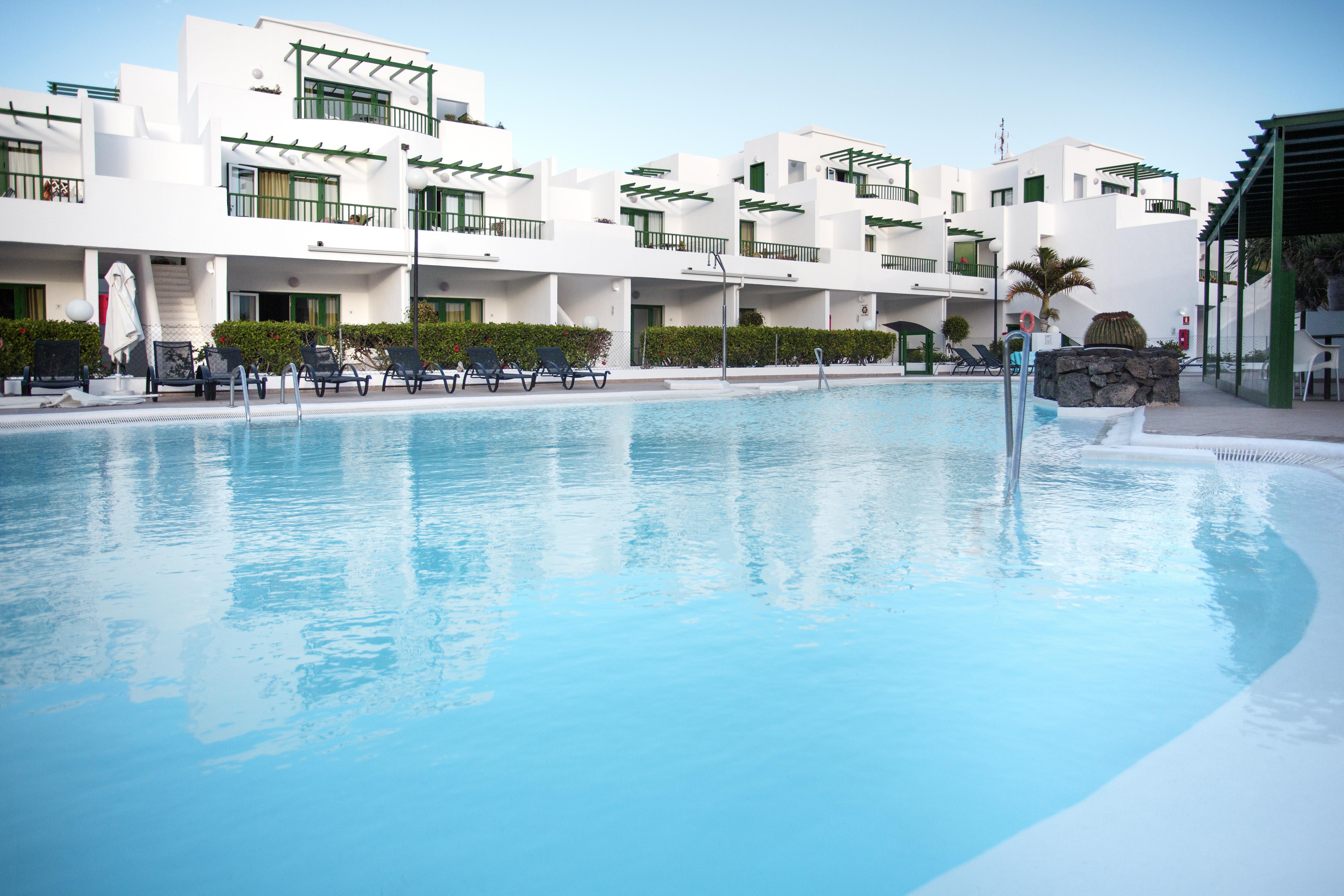 Apartamentos El Guarapo Costa Teguise Eksteriør billede