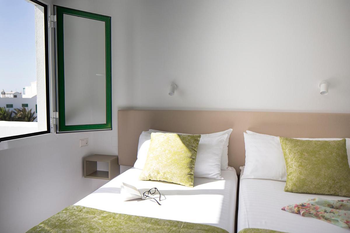 Apartamentos El Guarapo Costa Teguise Eksteriør billede