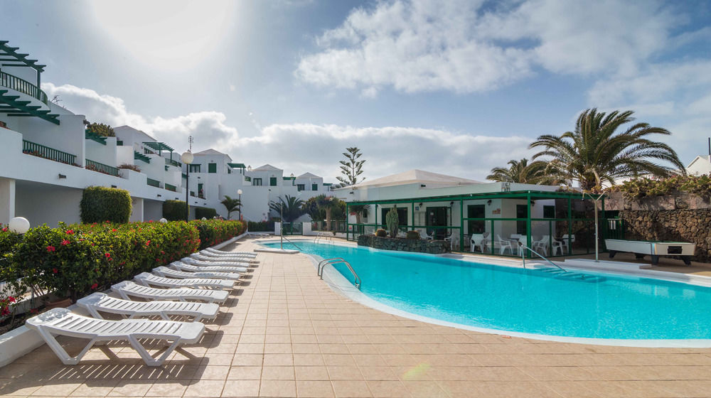 Apartamentos El Guarapo Costa Teguise Eksteriør billede